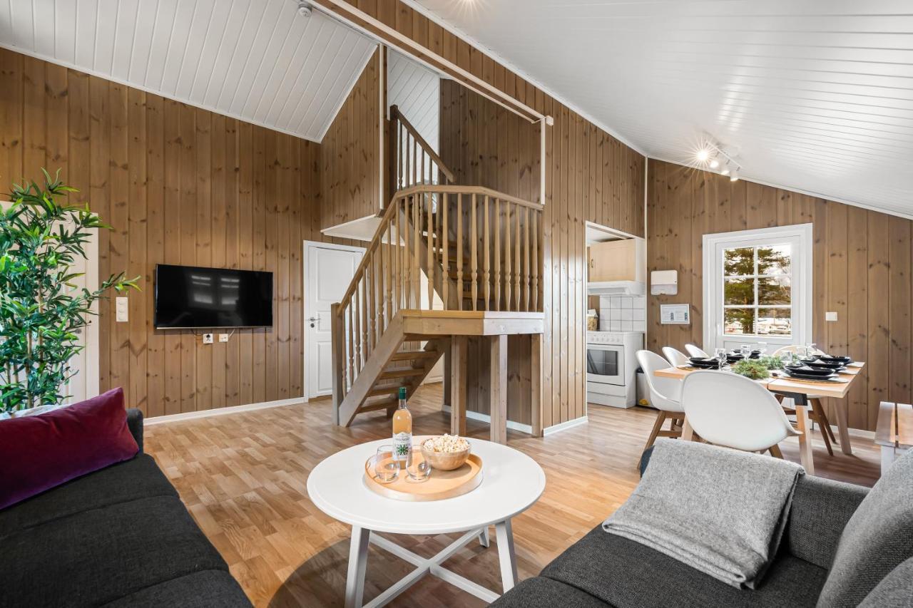 Mikkelparken Ferietun Hotel Kinsarvik Kültér fotó